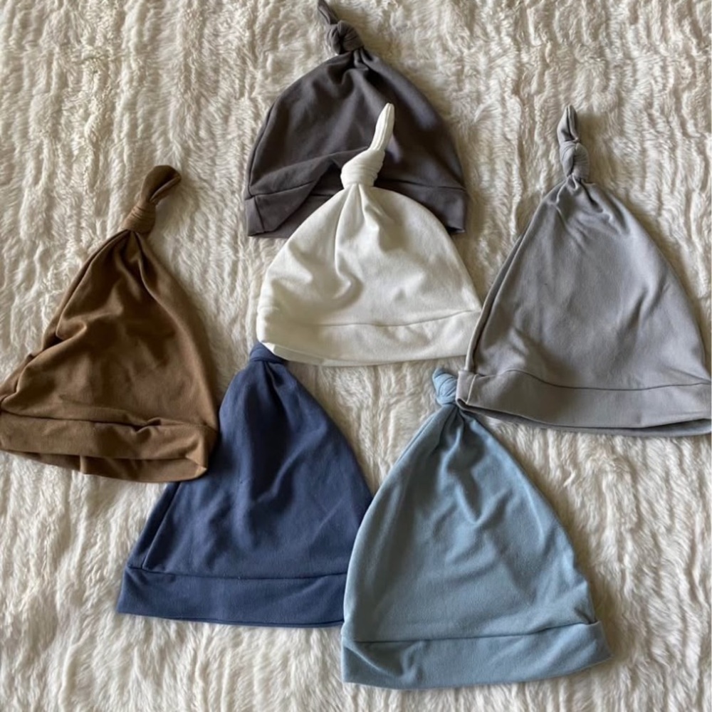 Kids Knotted Beanie Hat Set - Brown, White, Gray, Blue